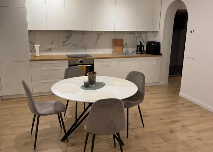 아파트 Giles Namai